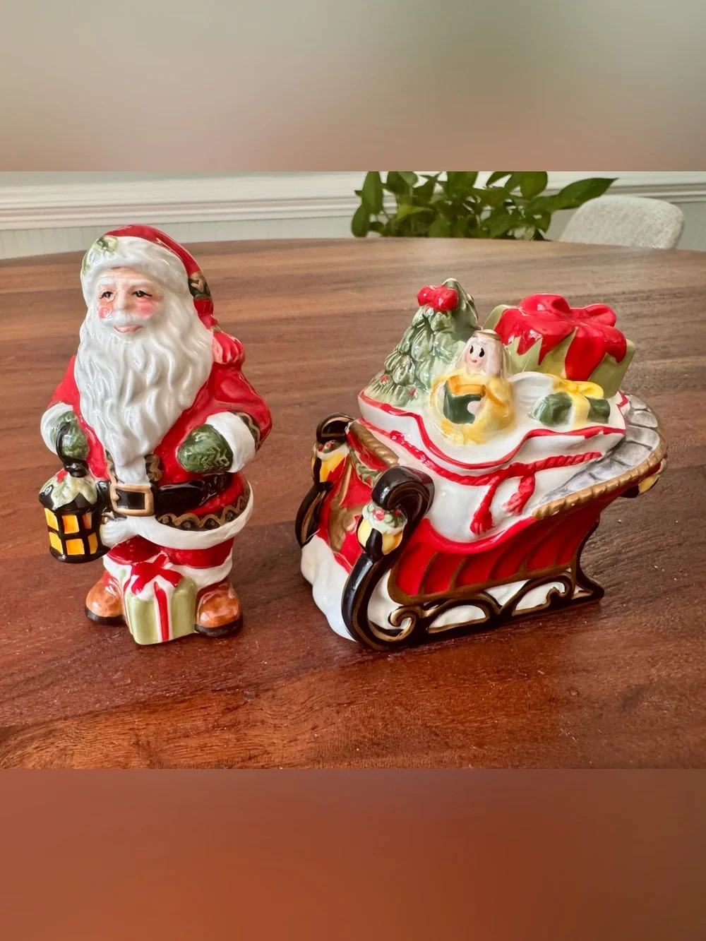 Fitz and Floyd Santa & Sleigh Christmas Tree Salt Pepper Set Holiday Retired